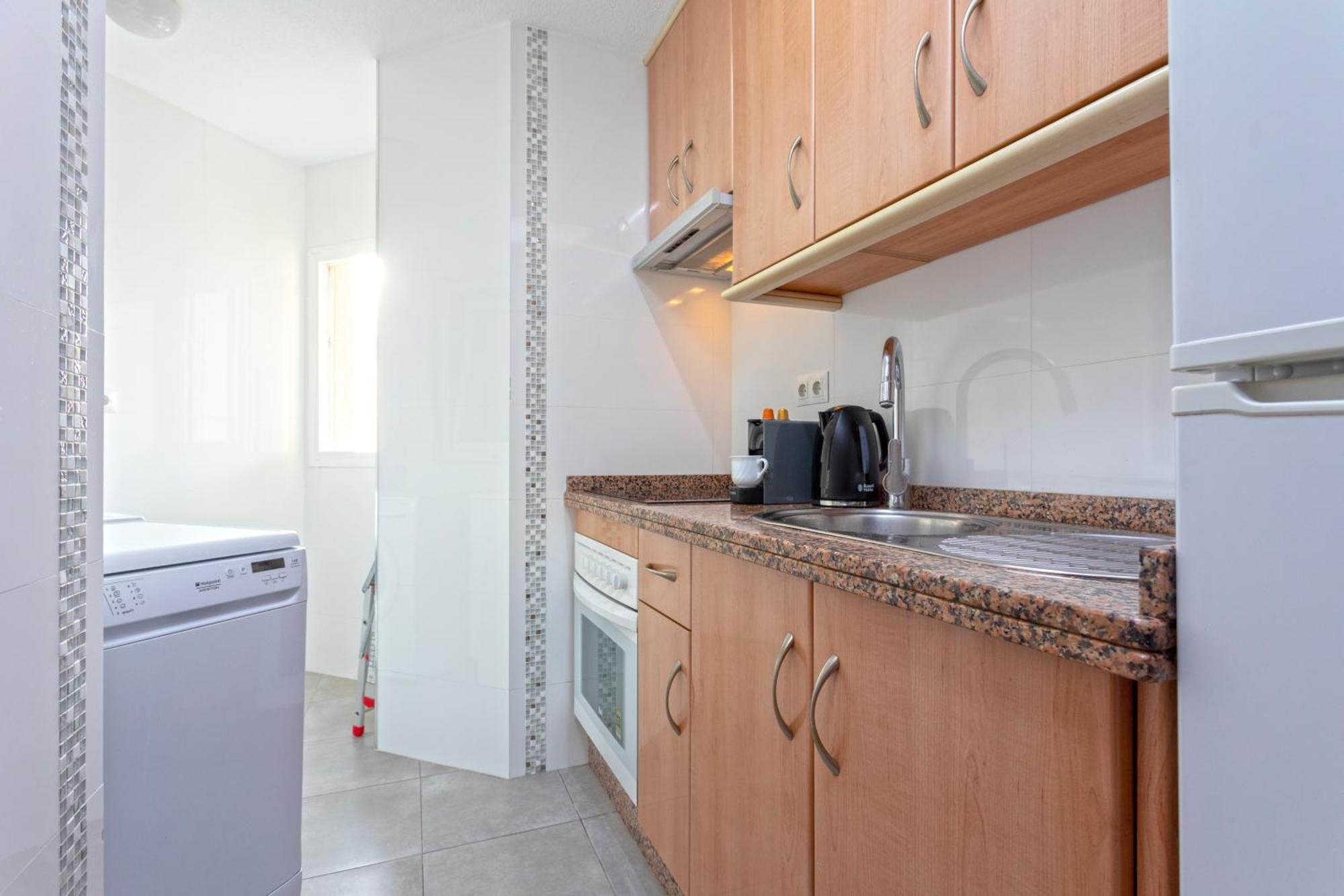 1003 - Seafront Apartment On El Paseo - Air Conditionning - Wi-Fi - Smart Tv Almunecar Exterior photo